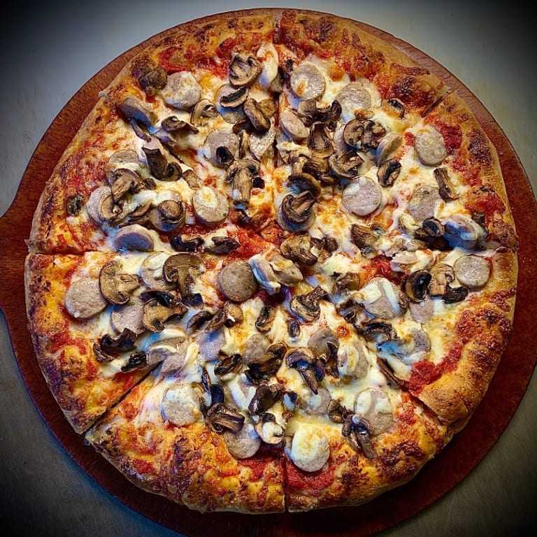 Savor Your Lunch with Us