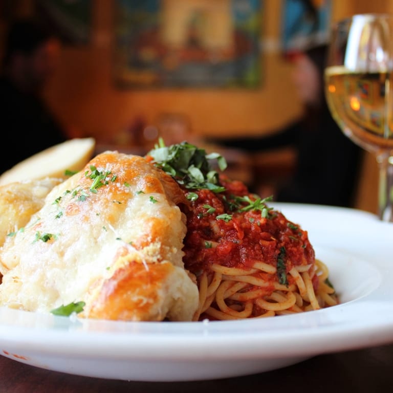 Savor Your Lunch with Us